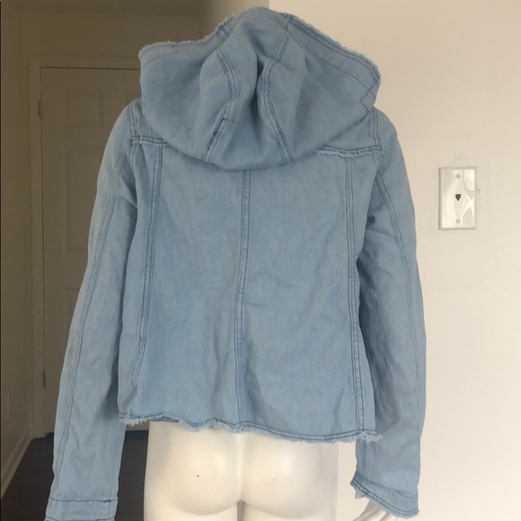 Jean jacket - Picture 2 of 5